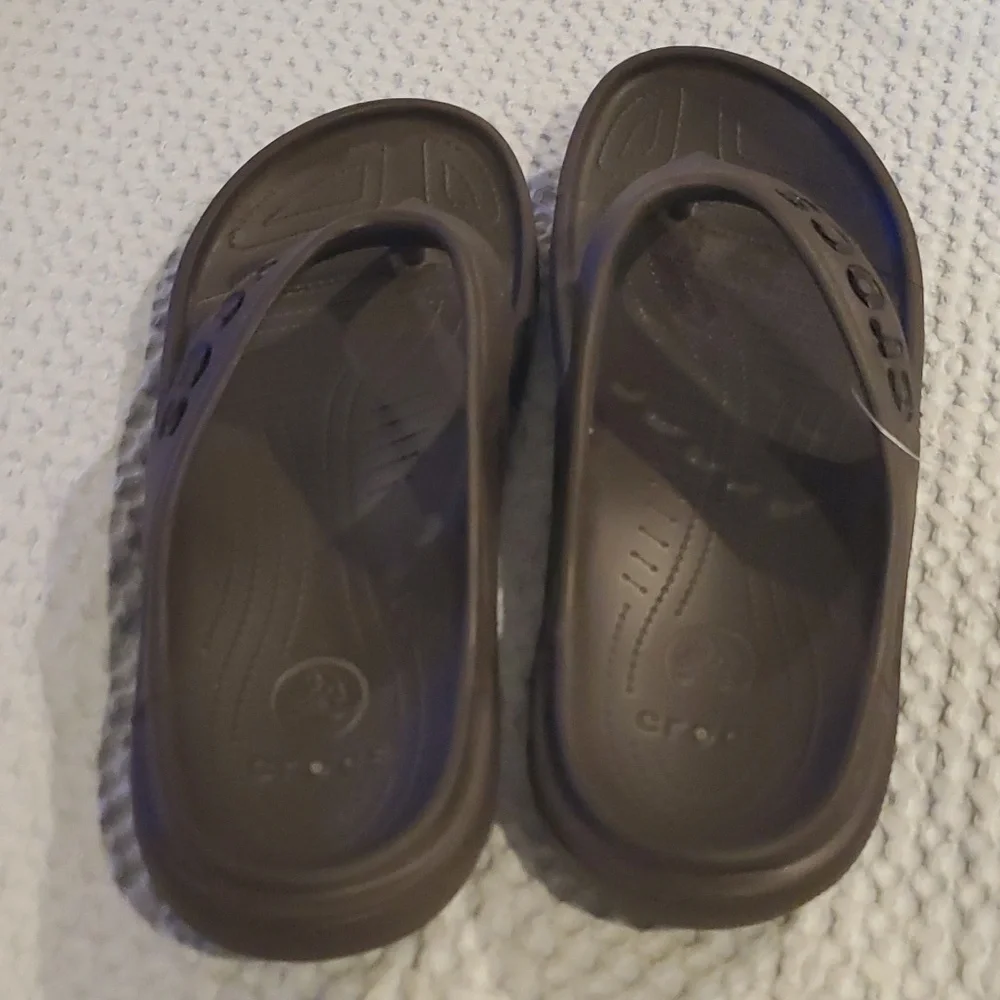 CROCS questions leave